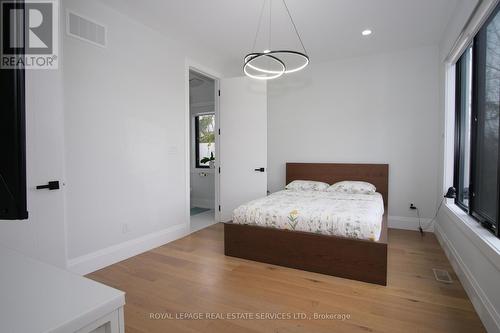 118 Barton Boulevard, Blue Mountains, ON - Indoor Photo Showing Bedroom