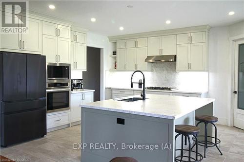 135 Old Highway #26, Meaford, ON - Indoor Photo Showing Kitchen With Upgraded Kitchen