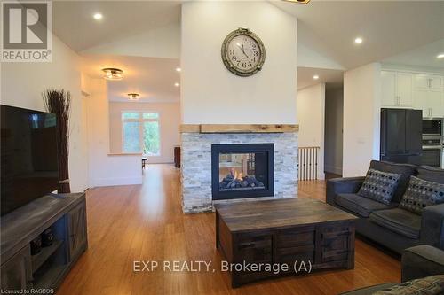 135 Old Highway #26, Meaford, ON - Indoor Photo Showing Living Room With Fireplace