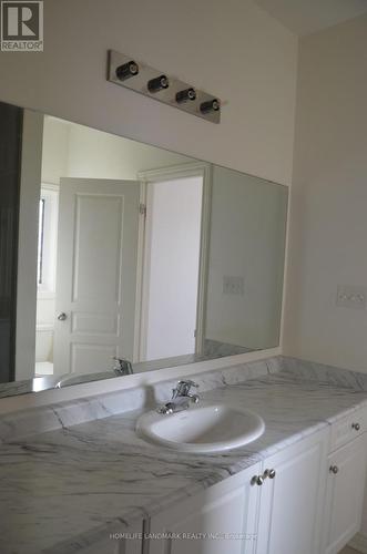 66 Henry Bauer Avenue, Markham, ON - Indoor Photo Showing Bathroom