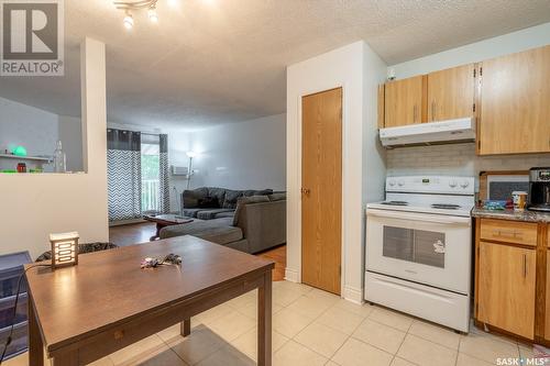 417 2410 Heseltine Road, Regina, SK - Indoor Photo Showing Other Room