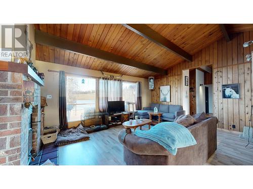 5475 Scuffi Road, 100 Mile House, BC - Indoor