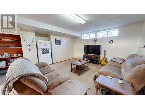 5475 Scuffi Road, 100 Mile House, BC - Indoor Photo Showing Basement