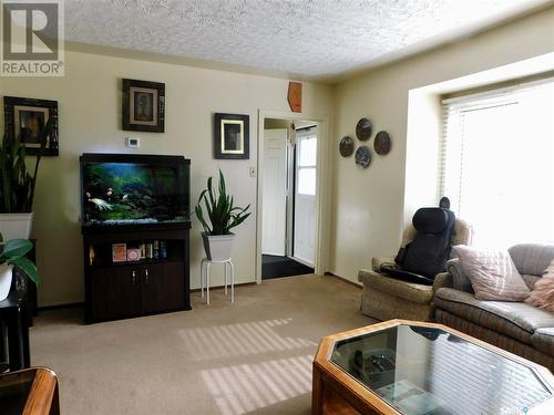 820 Coteau Street W, Moose Jaw, SK - Indoor Photo Showing Other Room