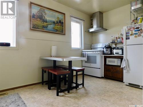 820 Coteau Street W, Moose Jaw, SK - Indoor Photo Showing Kitchen