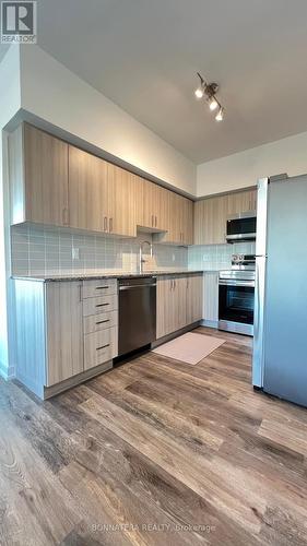 1455 Celebration Drive, Pickering, ON - Indoor Photo Showing Kitchen