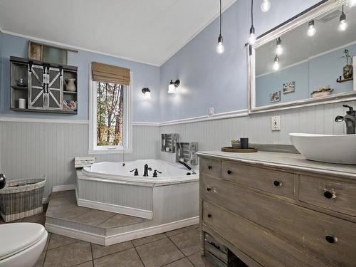 Salle de bains - 3969 Ch. Du Lac-Labelle, Labelle, QC - Indoor Photo Showing Bathroom