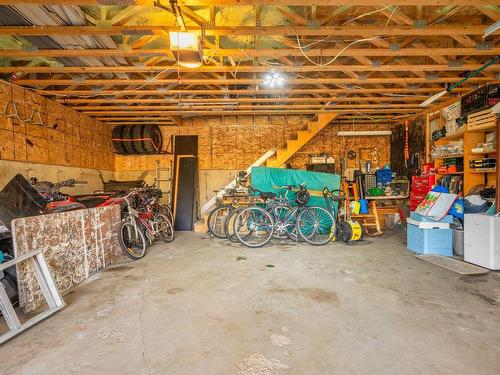 Garage - 3969 Ch. Du Lac-Labelle, Labelle, QC - Indoor Photo Showing Garage