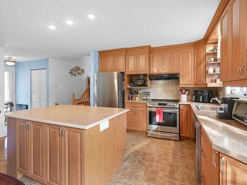 Kitchen - 284 Rue D'Avaugour, Boucherville, QC - Indoor Photo Showing Kitchen