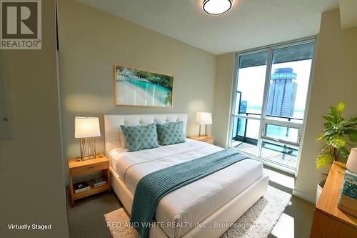 2510 - 33 Bay Street S, Toronto, ON - Indoor Photo Showing Bedroom