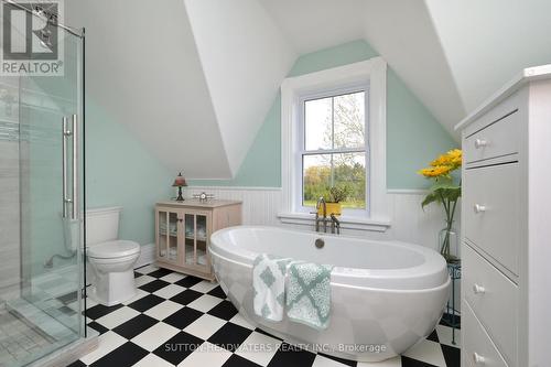 114520 27/28 Side Road, East Luther Grand Valley, ON - Indoor Photo Showing Bathroom