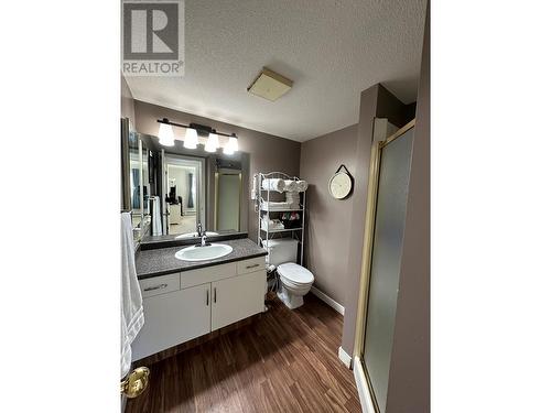 727 Houghton Road Unit# 214, Kelowna, BC - Indoor Photo Showing Bathroom