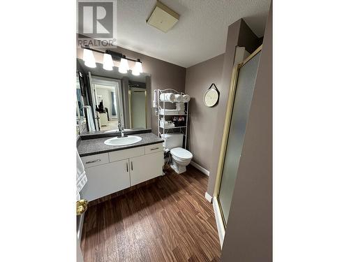 727 Houghton Road Unit# 214, Kelowna, BC - Indoor Photo Showing Bathroom