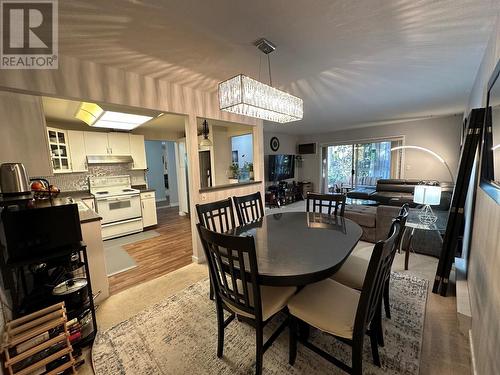 727 Houghton Road Unit# 214, Kelowna, BC - Indoor Photo Showing Dining Room