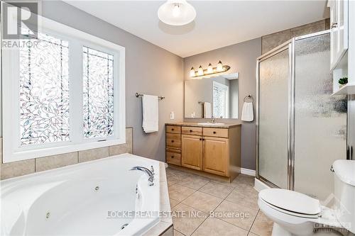 554 Notre Dame Street, Clarence-Rockland, ON - Indoor Photo Showing Bathroom