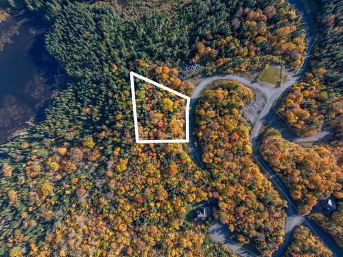 Aerial photo - Ch. Du Lac-Quenouille, Val-Des-Lacs, QC 