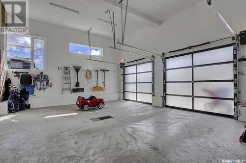 5297 Aviator Crescent, Regina, SK - Indoor Photo Showing Garage