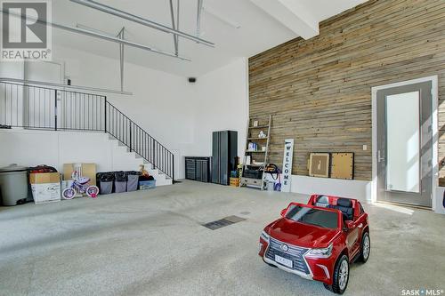 5297 Aviator Crescent, Regina, SK - Indoor Photo Showing Garage