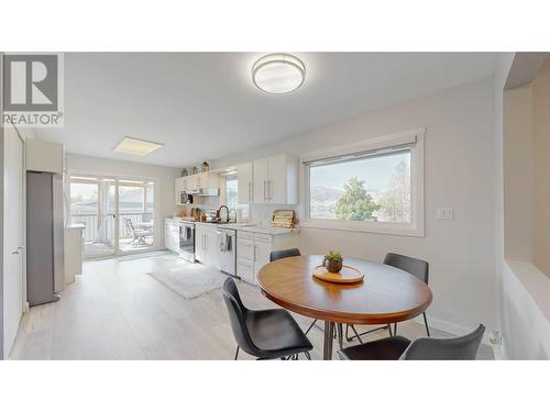 3821 35Th Street, Osoyoos, BC - Indoor Photo Showing Dining Room