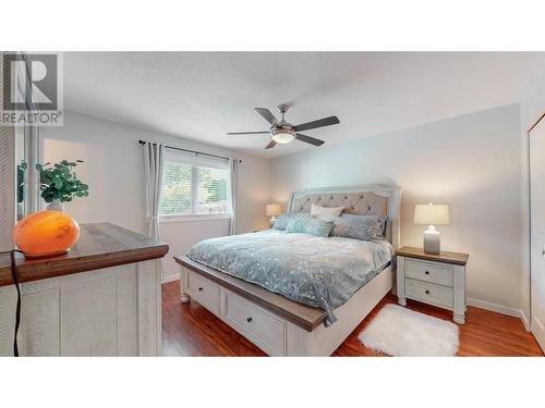 3821 35Th Street, Osoyoos, BC - Indoor Photo Showing Bedroom