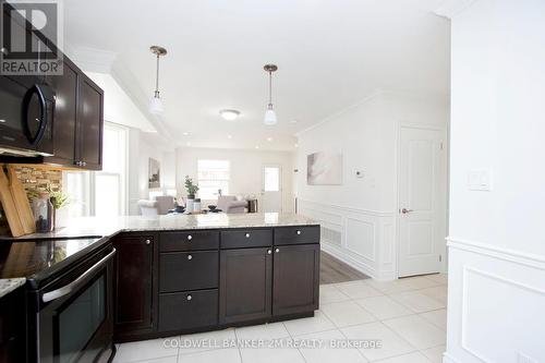 267 Jarvis Street, Oshawa (O'Neill), ON - Indoor Photo Showing Kitchen