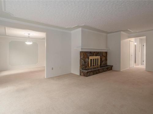 201-978 Heywood Ave, Victoria, BC - Indoor With Fireplace