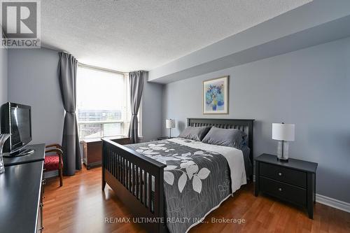 403 - 2088 Lawrence Avenue, Toronto, ON - Indoor Photo Showing Bedroom