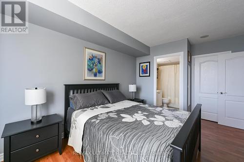 403 - 2088 Lawrence Avenue, Toronto, ON - Indoor Photo Showing Bedroom