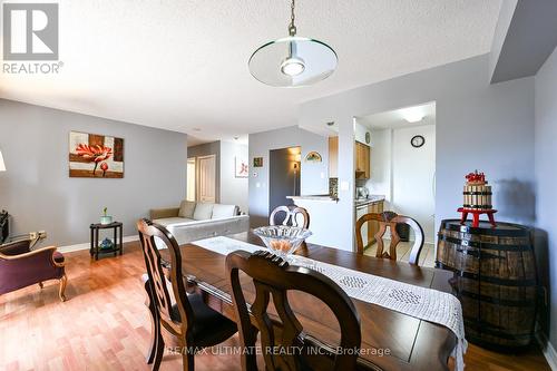 403 - 2088 Lawrence Avenue, Toronto, ON - Indoor Photo Showing Dining Room