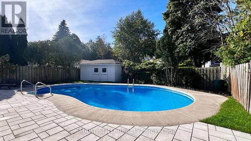 513 Bohemia Crescent, Oakville, ON - Outdoor With In Ground Pool With Backyard