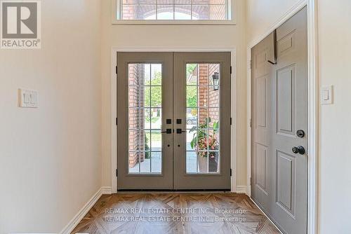 2498 Longridge Crescent, Oakville, ON - Indoor Photo Showing Other Room