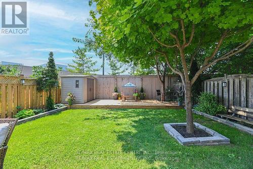 2498 Longridge Crescent, Oakville, ON - Outdoor