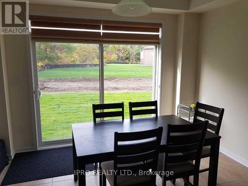 255 Bedrock Drive, Hamilton, ON - Indoor Photo Showing Dining Room