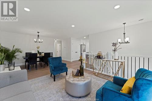 1837 Meldrum Unit# 1, Windsor, ON - Indoor Photo Showing Living Room