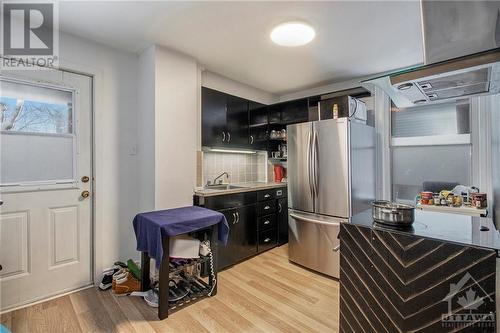 Lower Unit kitchen - 295 Bell Street S, Ottawa, ON - Indoor