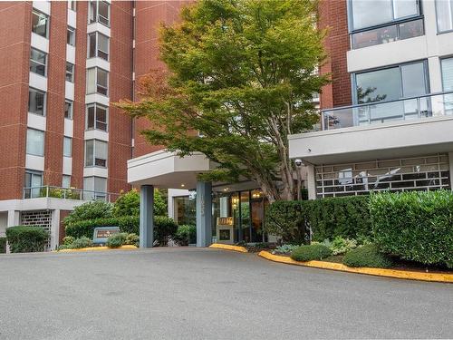 405-1033 Belmont Ave, Victoria, BC - Outdoor