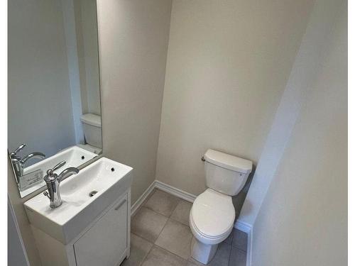 1522 Bloor St, Clarington, ON - Indoor Photo Showing Bathroom