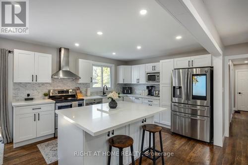 420 Parkhill Road E, Douro-Dummer, ON - Indoor Photo Showing Kitchen With Upgraded Kitchen