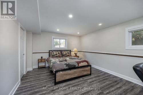 420 Parkhill Road E, Douro-Dummer, ON - Indoor Photo Showing Bedroom