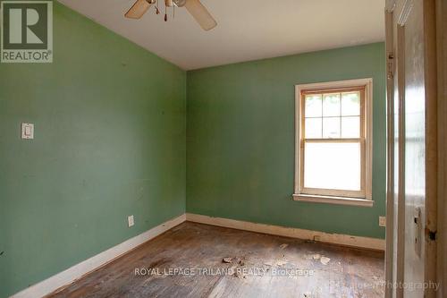 39 Fairview Avenue, London, ON - Indoor Photo Showing Other Room