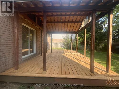 969 Apache Road, London, ON - Outdoor With Deck Patio Veranda With Exterior