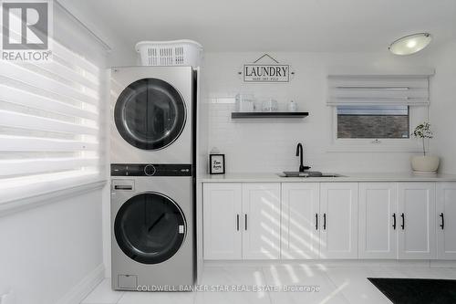 15 Ridge Boulevard, Tillsonburg, ON - Indoor Photo Showing Laundry Room