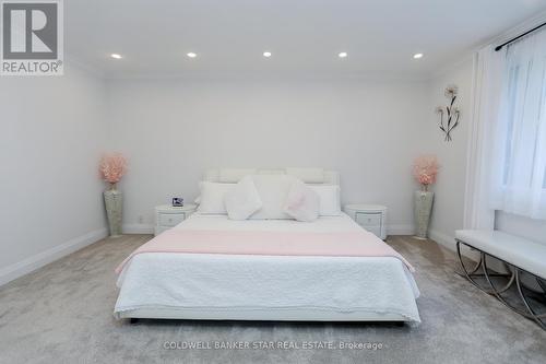 15 Ridge Boulevard, Tillsonburg, ON - Indoor Photo Showing Bedroom