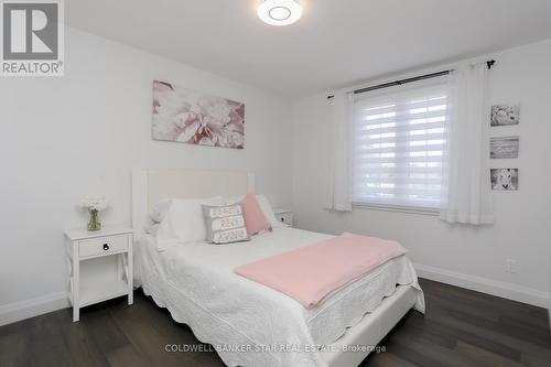 15 Ridge Boulevard, Tillsonburg, ON - Indoor Photo Showing Bedroom