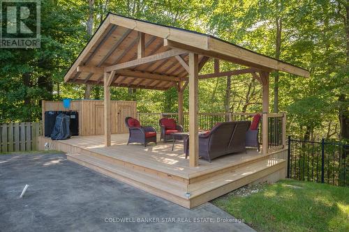 15 Ridge Boulevard, Tillsonburg, ON - Outdoor With Deck Patio Veranda