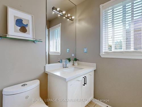 16-5260 Mcfarren Blvd, Mississauga, ON - Indoor Photo Showing Bathroom