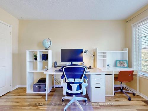 16-5260 Mcfarren Blvd, Mississauga, ON - Indoor Photo Showing Office