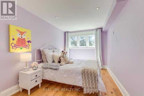 393 Summerhill Avenue, Toronto, ON - Indoor Photo Showing Bedroom