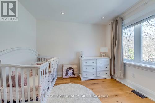 393 Summerhill Avenue, Toronto, ON - Indoor Photo Showing Bedroom