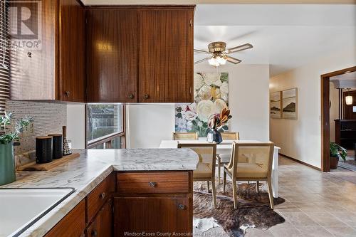 1075 Frank Avenue, Windsor, ON - Indoor Photo Showing Kitchen